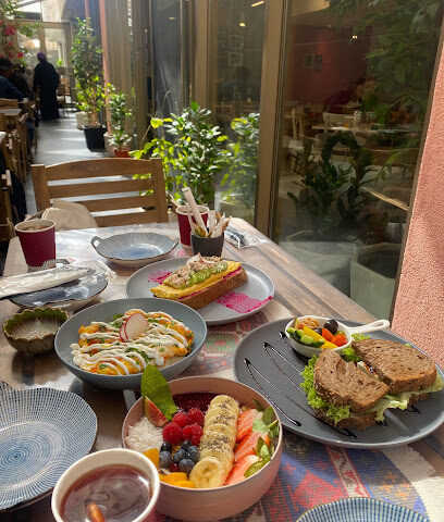 مطعم موما الحضري - الدمام - +966 53 788 7885