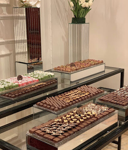 صندوق السعادة - يشيد - +966 58 020 2319