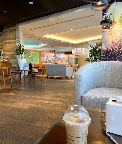 ستاربكس في فندق في مكان ما - المبرز - +966 13 535 5555