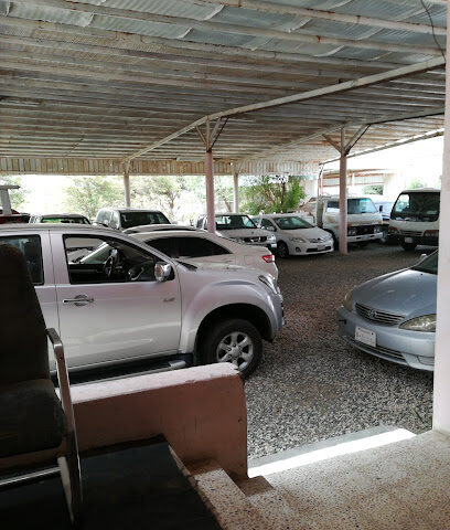 معرض بن شايخ للسيارات - تنومة - +966 55 576 2454