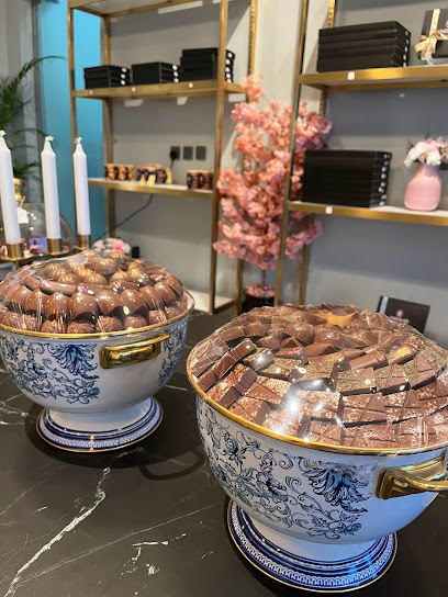 جي شوكولاته & ج. شوكولاتة - Saudi Arabia|Abha 62523|Al Rabwah|King Abdullah Rd