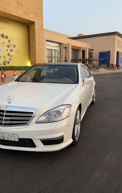 معرض الحرملي للسيارات - Saudi Arabia|Khafji 39267|CFJC+CH5