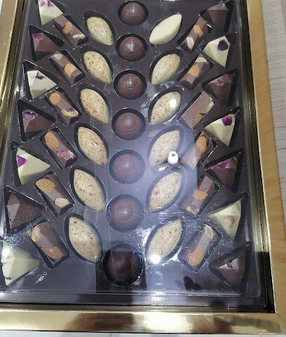 حلويات ألين - عيون الجواء - +966 50 284 3389