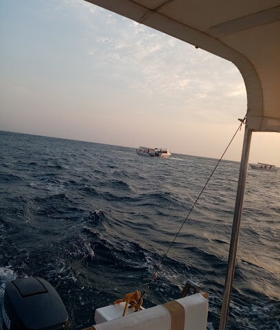 رمزالزين للرحلات البحرية. (تأجير قوارب ؛) خدمة تأجير قوارب - ينبع - +966 54 331 4499