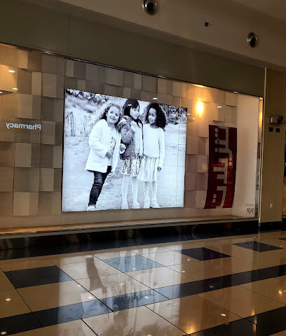 H & M - جازان - +966 12 232 7970