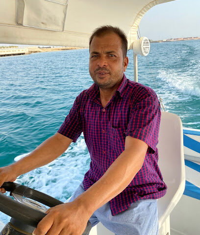 الروقي للرحلات البحريه ،، (سائق بنقالي) - ينبع - +966 53 657 2440