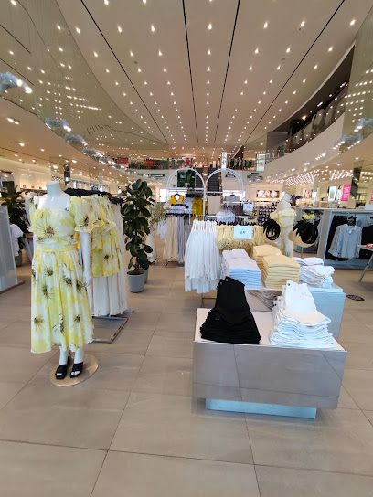 اتش اند ام - Saudi Arabia|Al Khobar 34427|Al Khobar Al Shamalia|Turki Center