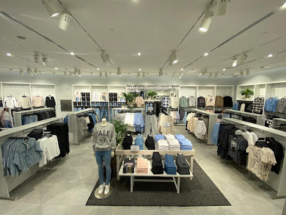 اتش اند ام - الدمام - +966 13 667 8500