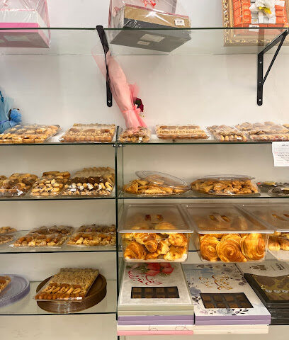 حلويات رؤى 3 - فرع الشرفة - نجران - +966 55 231 1181