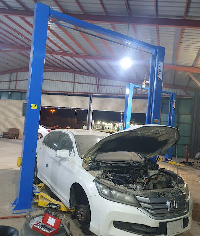 ورشة الاحدث لصيانة السيارات - عفيف - +966 50 289 3425