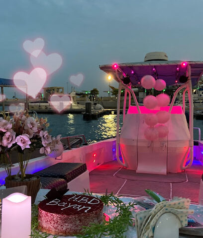 قارب حواوي .. رحلات بحرية متنوعه - الجبيل - +966 55 490 0329