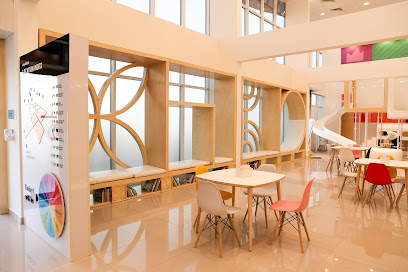 Out of the Box - نادي عضوية الأطفال - الرياض - +966 53 025 5502